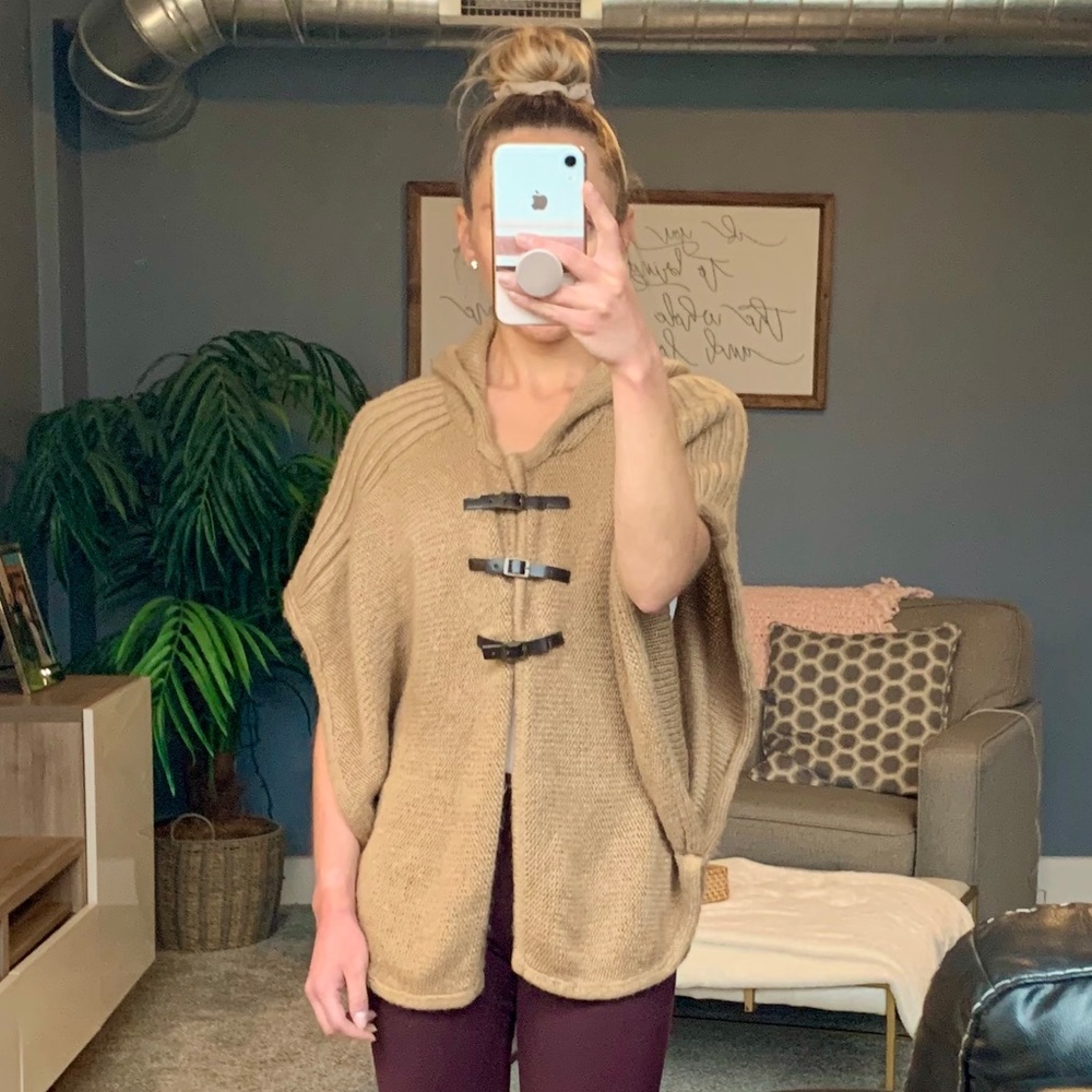Takeout Knit/Sweater Poncho
